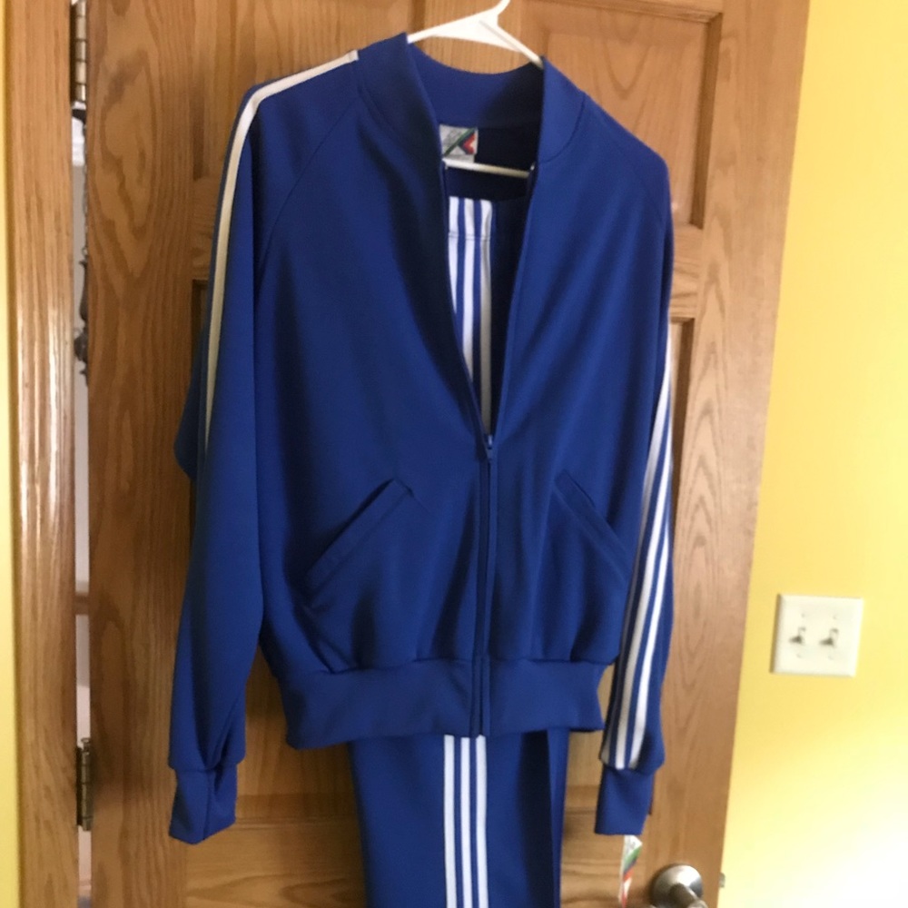 Vintage Men’s Royal Blue Tracksuit (Size M)